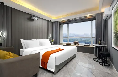 Han Le Square Hotel (Weihai High-speed Railway Station Han Le Square Night Market Store) - Esports