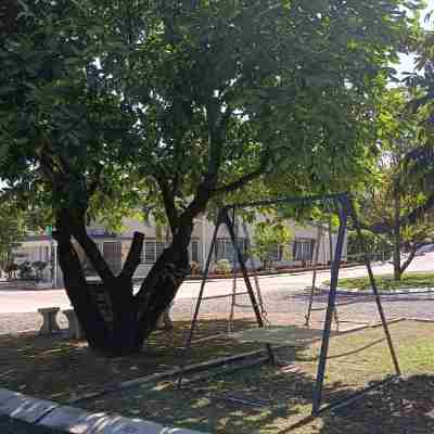 Cofyhill Retreat Hotel Exterior