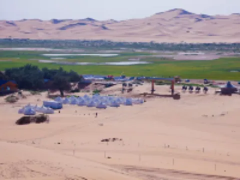 Guanxing Hotel (Alxa Hero Meeting Venue Dream Desert Park)