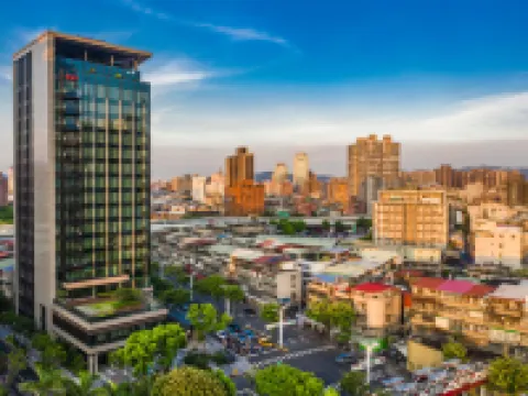 Jasper Young Hotel Banqiao Hotels near Bade Park