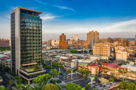 Jasper Young Hotel Banqiao Отели рядом с достопримечательностью «Yang San Lang Art Museum»