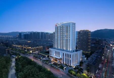 TONINO LAMBORGHINI WENZHOU PINGYANG HOTEL Отели рядом с достопримечательностью «Dongdong»