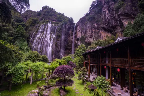 Sanshuige Boutique Hostel