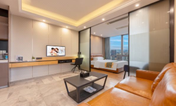 JunHome International Apartment (Guangzhou Beijing Road Pedestrian Street Park Qian Subway Station)