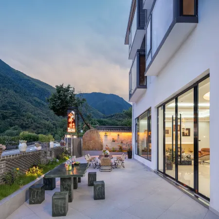 Xiaobuli Homestay