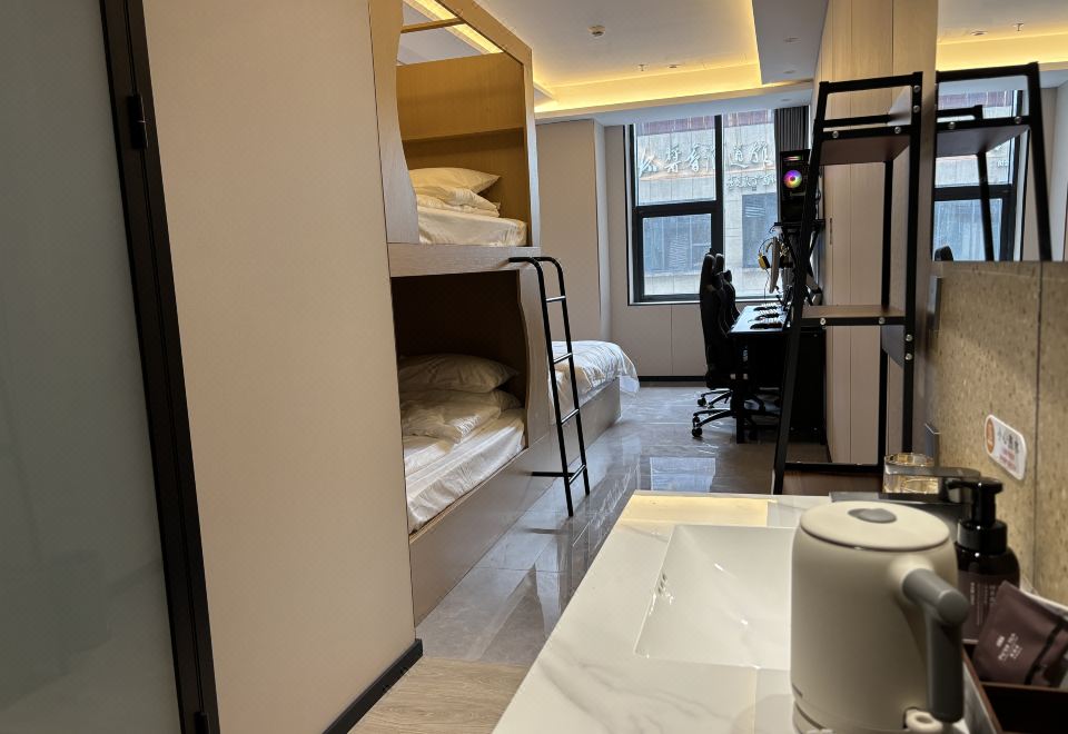 Aisi Hotel 객실