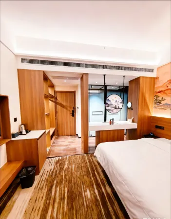 Jintai Tianyue Hotel Отели рядом с достопримечательностью «Tomb of Zhang Qian»