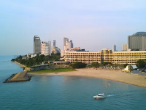 デュシ タニ パタヤ パタヤのホテル