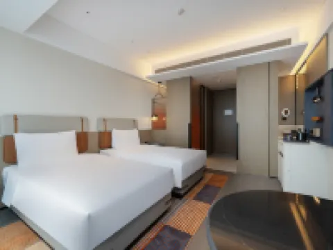 Novotel Zibo New Hong Cheng 淄博のホテル