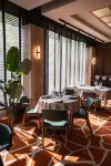 Hesperia Barcelona Presidente - breakfast