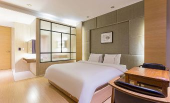 Business Design Hotel Luv