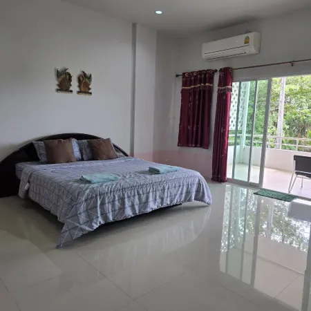 NW House