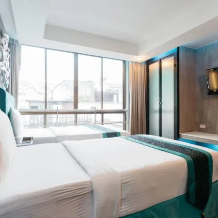 Blutique Hotel Отели рядом с достопримечательностью «Башня Баййок»