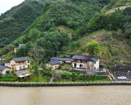 Yuxiguan Anti-Fungang Homestay Hotels in Yunxi