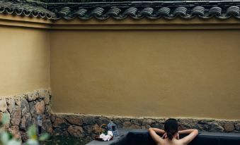 Zhongnan Jingzhuang Hot Spring Resort