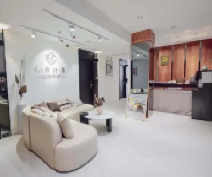 Wondertime Taipei Station - Chongqing Inn