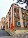 World Hotel·German-Style Villas (Qingdao Zhanqiao Xinhaoshan Subway Station) Hotels in Qingdao