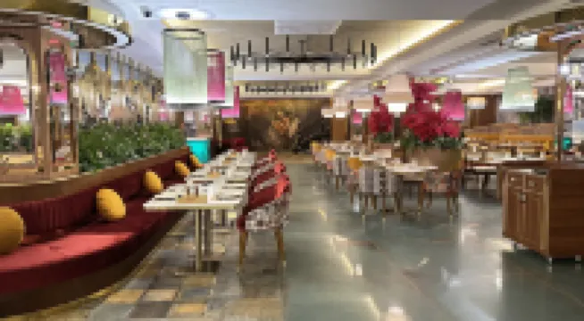 King Plaza Hotel