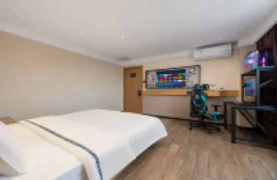 Xingyue E-sports Homestay (Foshan Shunde Qinghui Garden Resort)