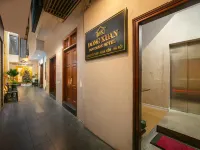 Dong Xuan Boutique Hotel Hotels near Long Bien Railway Station