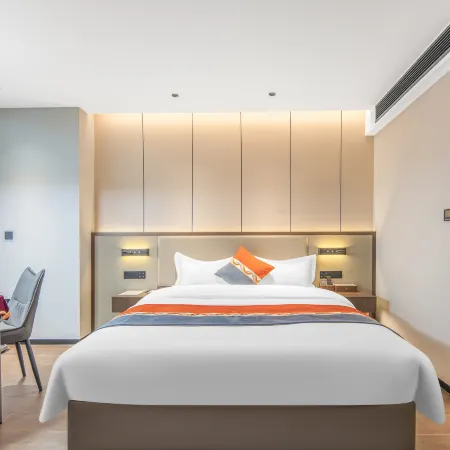 KELLY HOTEL