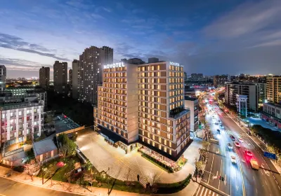 Shanghai Xuhui Binjiang Novotel Apartment Hotels in Shanghai South Railway Station Area