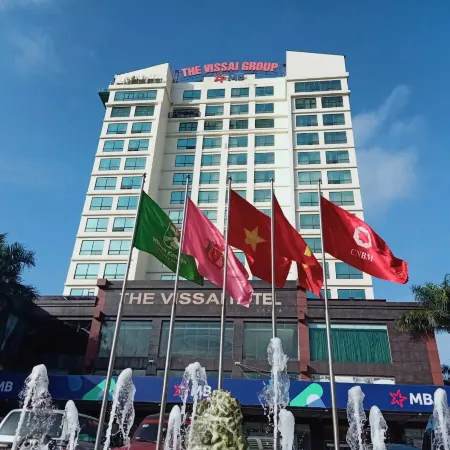 The Vissai Hotel Отели рядом с достопримечательностью «Гора Нон Нуок»