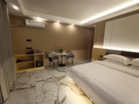 Lufeng Zhihao Homestay