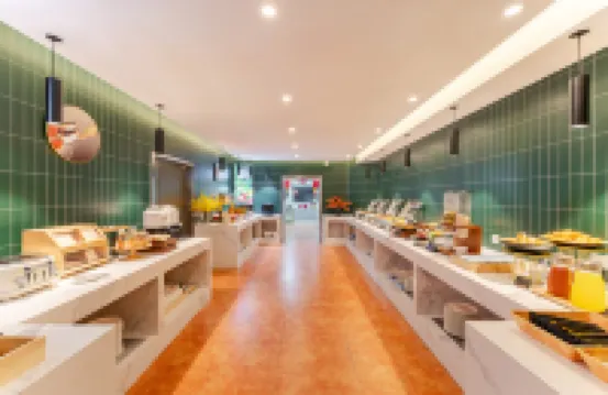 麗呈ホテル 浜海煙台（煙台駅万達広場）