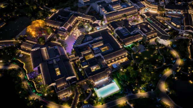 Yixing loong retreat xishan hotel Hotels near Taozu Sacred Site