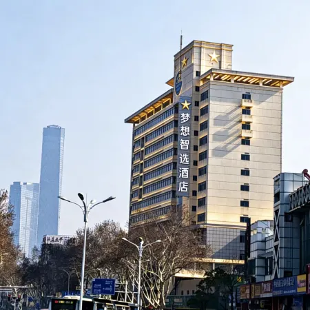 DREAM HOTEL