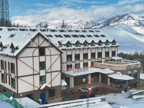 Kanas DeRong Hotel Hotel dekat Jiadengyu