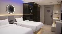Galaxy E-sports Hotel -  Gaming & Esports