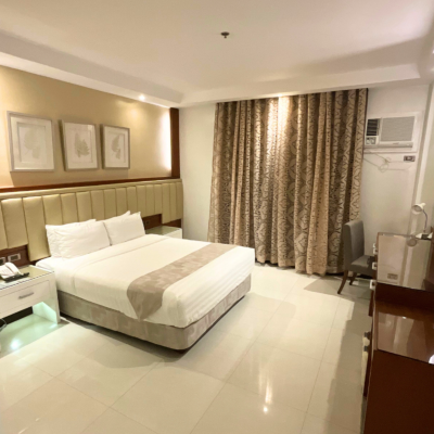 Crown Royale Hotel Rooms