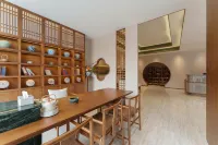 Bailuli Yunsu Hotel (Zhoukou Huanghe Road Hongxing Meikailong Global Home Living Plaza Store) - 2-Star