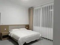 Dali Lingfeng Homestay (Fengyi Airport) Hotels near Dali Fengyi Airport