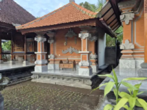 Villa Taman near Sidemen Bali โรงแรมใกล้วัดเบซากีห์