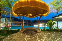 Mangshi Yijing • Twin Towers Sunset Panorama (Mangshi Dai Ancient Town Branch) - Infinity Pools