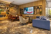 Echarm Hotel (Hezhou Avenue)