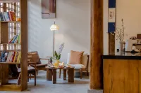 Shaxi Sihe Jinli Resort Hotel