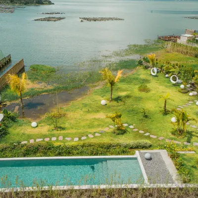 Tribhuwana Padma Lake Resort Hotels near Kintamani