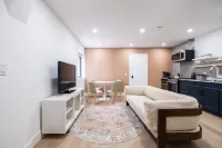 Private Bathroom in Bedroom