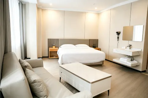 Daming Longjing Business Hotel