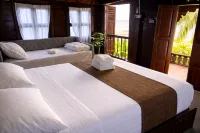 Cenanghill Beachfront