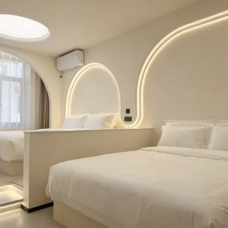 Linjiang Yuntu City Center Homestay