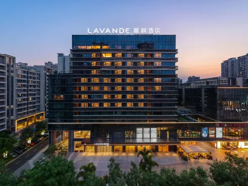Lavande Hotel (Haikou Xinhai Port International Convention and Exhibition Center) - Parkplatz