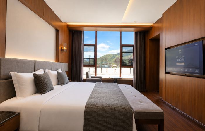 Ari Hotel