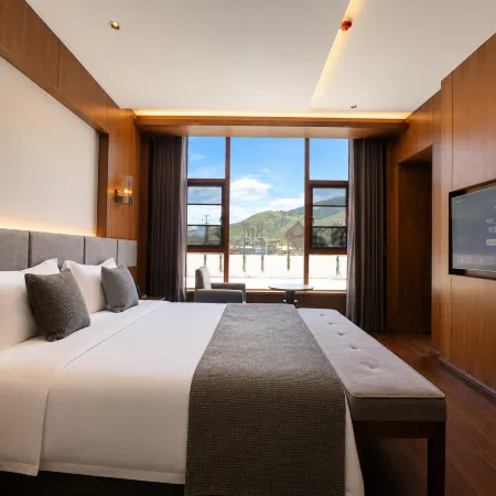 Ari Hotel