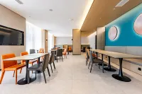 DO A LAND LAB Hotel（ Mangshi  Airport Branch） - فطور