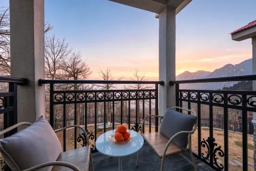 Floral Hotel·Lushan Shanshui Yuzhu hotel (Lushan Mountain Branch) - Romantic